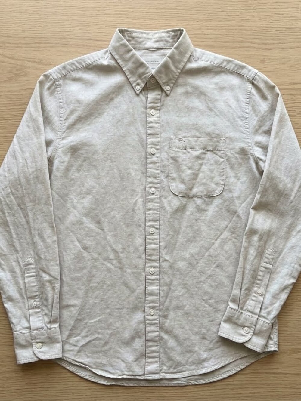 Abercrombie & Fitch Men's Light Beige Button-Down Shirt